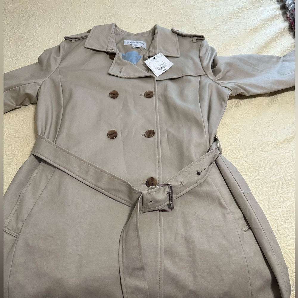 Women’s Liz Clairborne Coat - Size XL - Color: Dark Dune